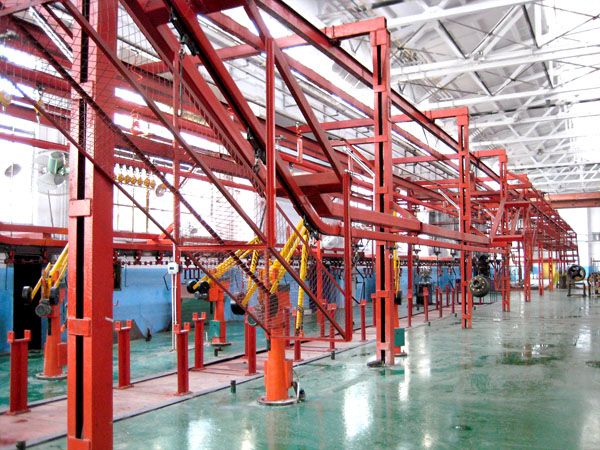 車(che)橋(qiao)裝配線(xian)及物料(liao)輸送線(xian)